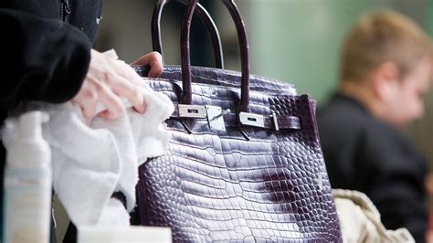 luxury handbag cleaning.